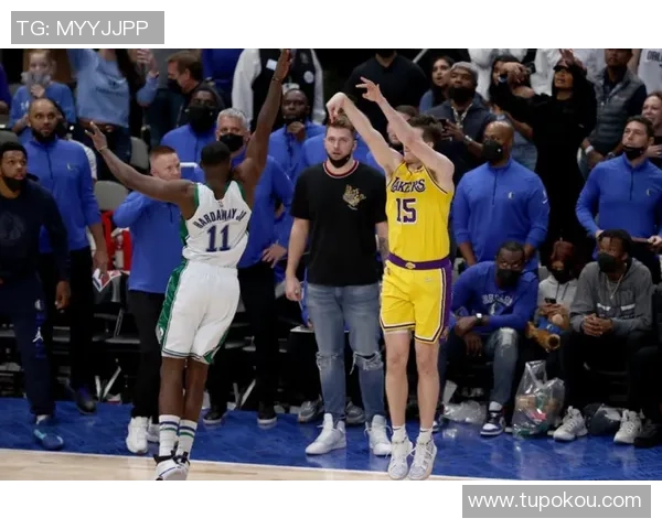 鹈鹕与湖人精彩对决直播回放全程回顾与分析